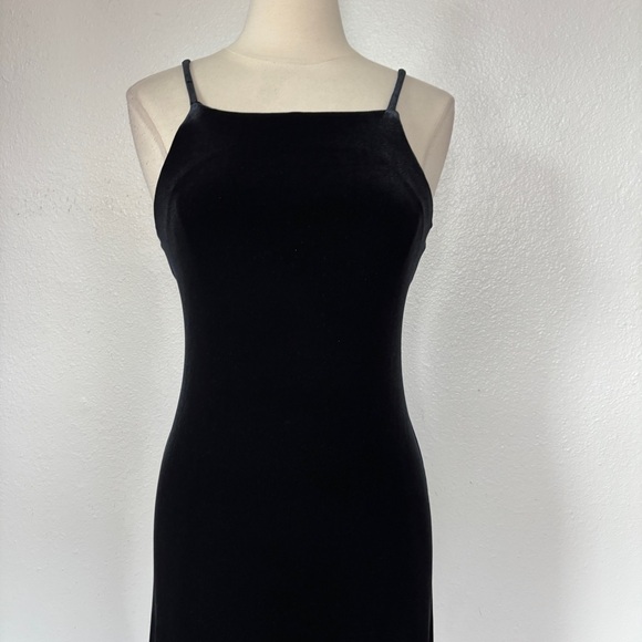 Vintage 90s Black Velvet Goth Witchy Maxi Dress - Picture 8 of 12